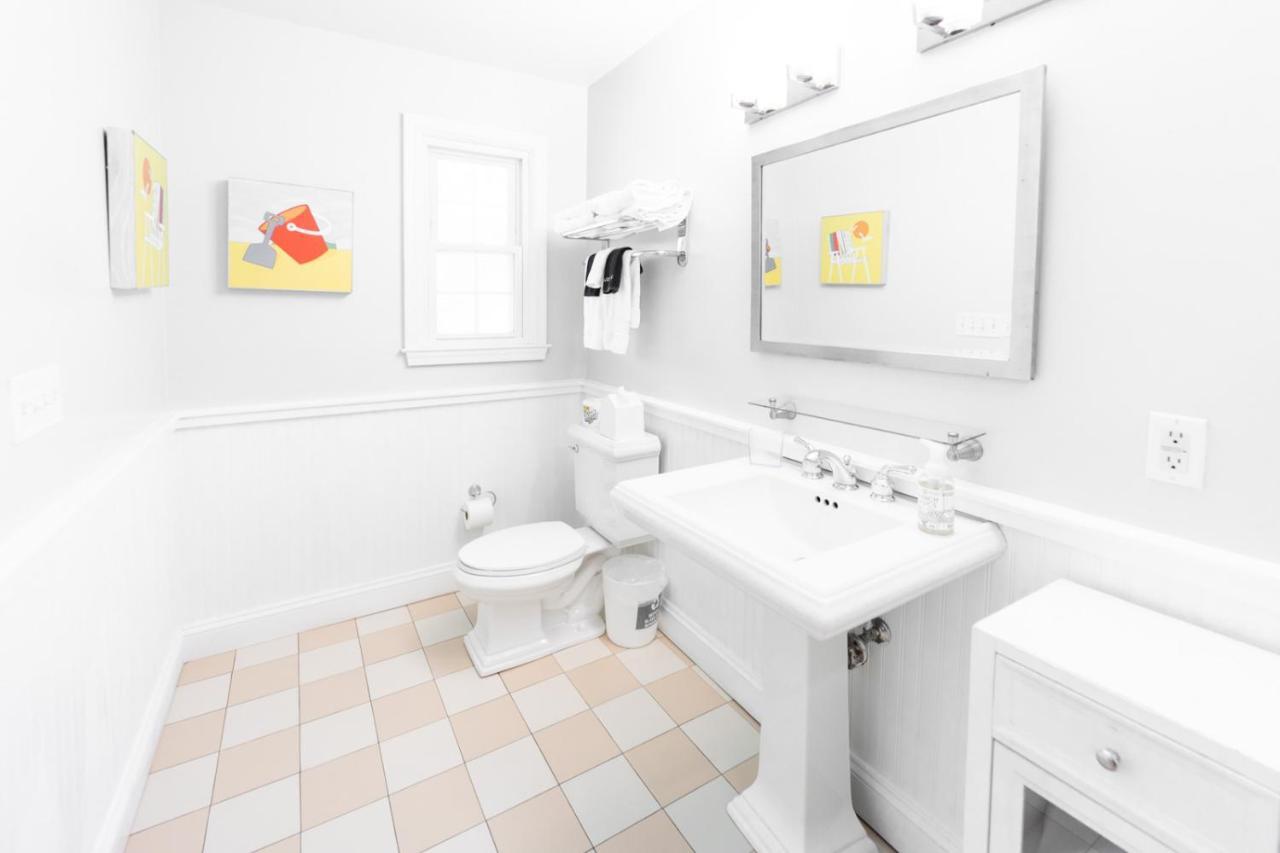Deluxe King Studio - Pet Friendly,1363297985:JPEG
