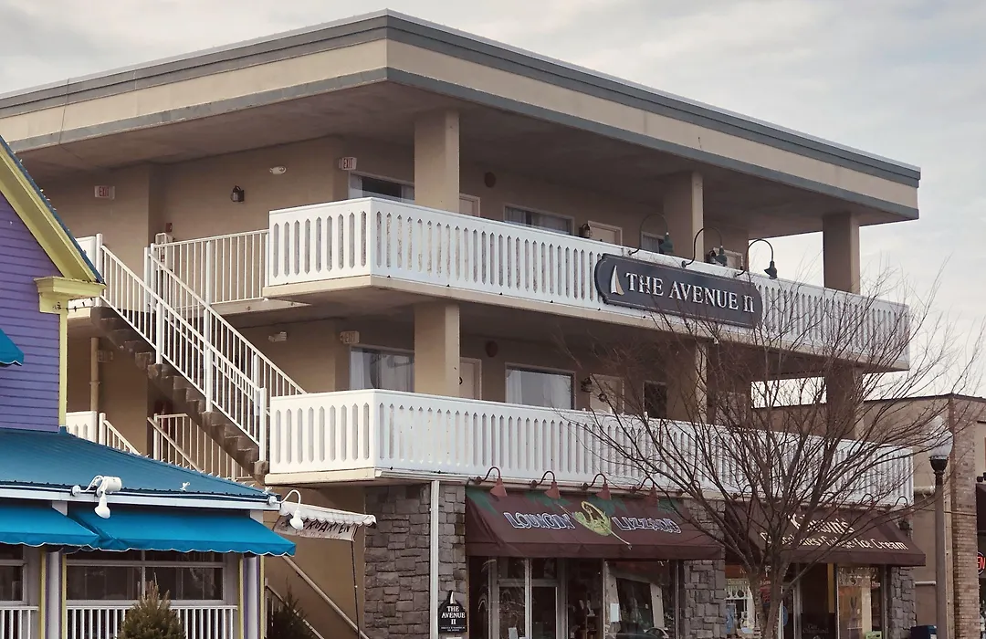 Avenue Inn & Spa-1